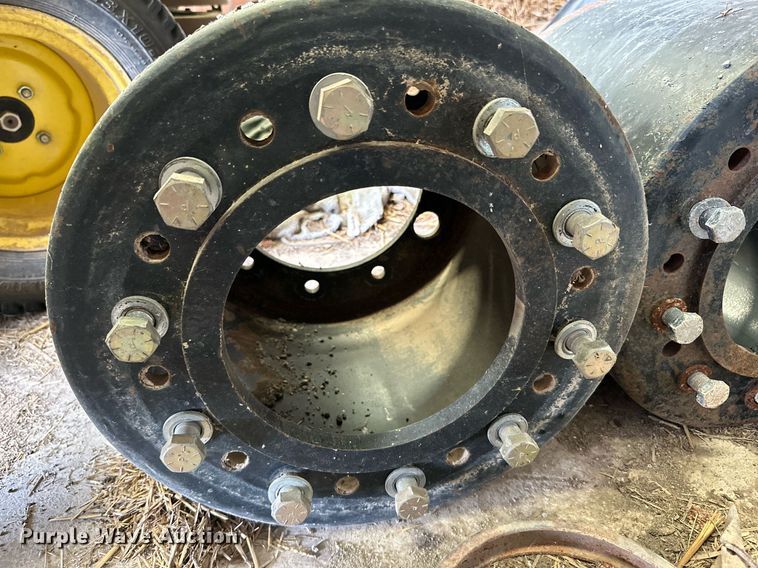 image for item ML9279 (2) 15"W x 18" diameter hubs