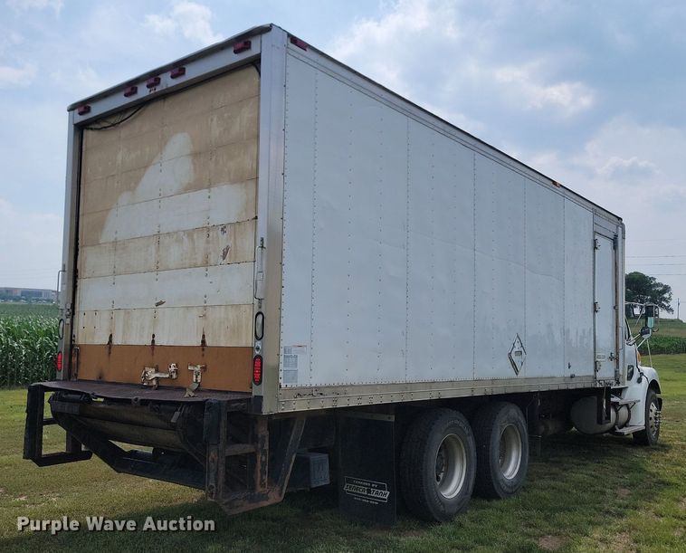 image for item ML9511 2005 Sterling LT7500  box truck