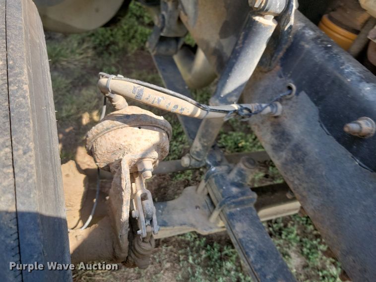 image for item ML9511 2005 Sterling LT7500  box truck