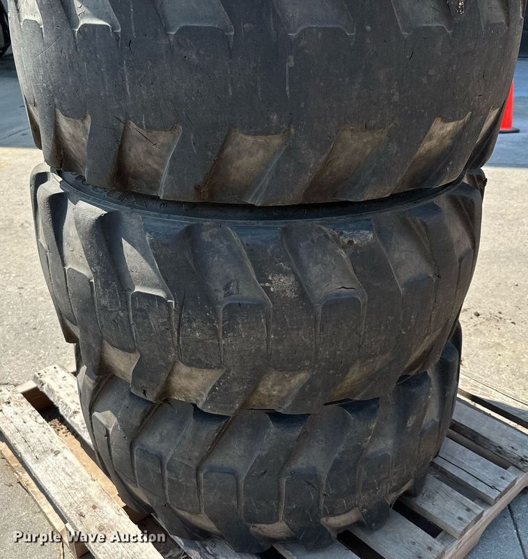 image for item MQ9374 (8) 14-17.5 NHS tires and wheels