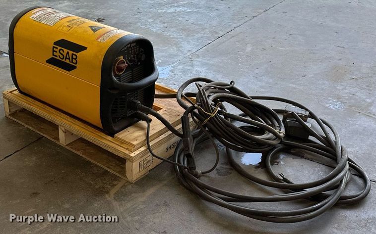 image for item MQ9375 Esab Powercut 1500  plasma cutter