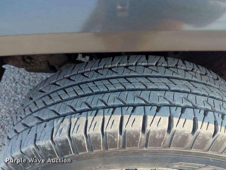 image for item MX9364 1999 Chevrolet Suburban  SUV