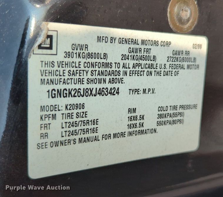 image for item MX9364 1999 Chevrolet Suburban  SUV