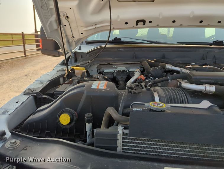 image for item MX9366 2014 Ford F350 Super Duty  Crew Cab utility bed pickup truck