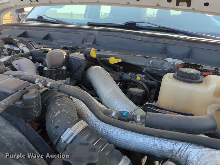 image for item MX9366 2014 Ford F350 Super Duty  Crew Cab utility bed pickup truck