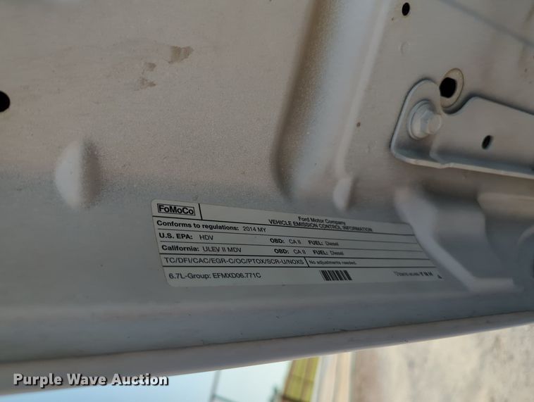 image for item MX9366 2014 Ford F350 Super Duty  Crew Cab utility bed pickup truck