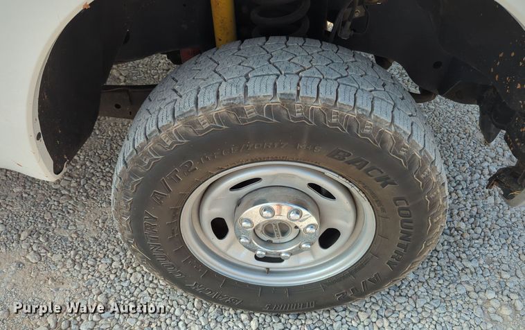 image for item MX9366 2014 Ford F350 Super Duty  Crew Cab utility bed pickup truck