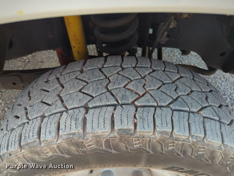 image for item MX9366 2014 Ford F350 Super Duty  Crew Cab utility bed pickup truck