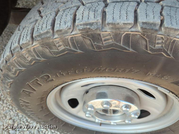 image for item MX9366 2014 Ford F350 Super Duty  Crew Cab utility bed pickup truck