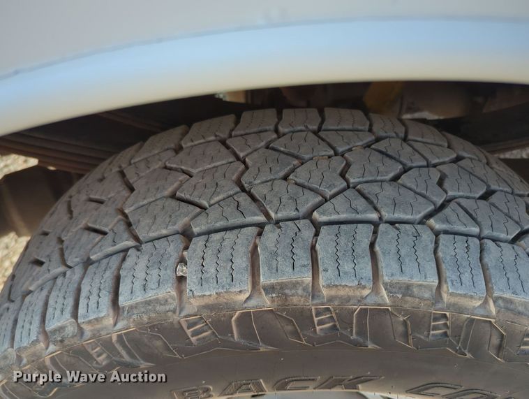 image for item MX9366 2014 Ford F350 Super Duty  Crew Cab utility bed pickup truck