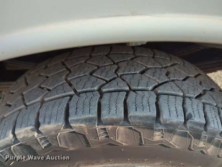 image for item MX9366 2014 Ford F350 Super Duty  Crew Cab utility bed pickup truck