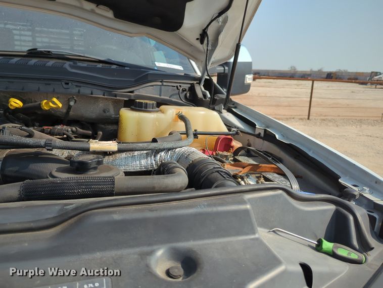 image for item MX9367 2017 Ford F350 Super Duty  Crew Cab pickup truck