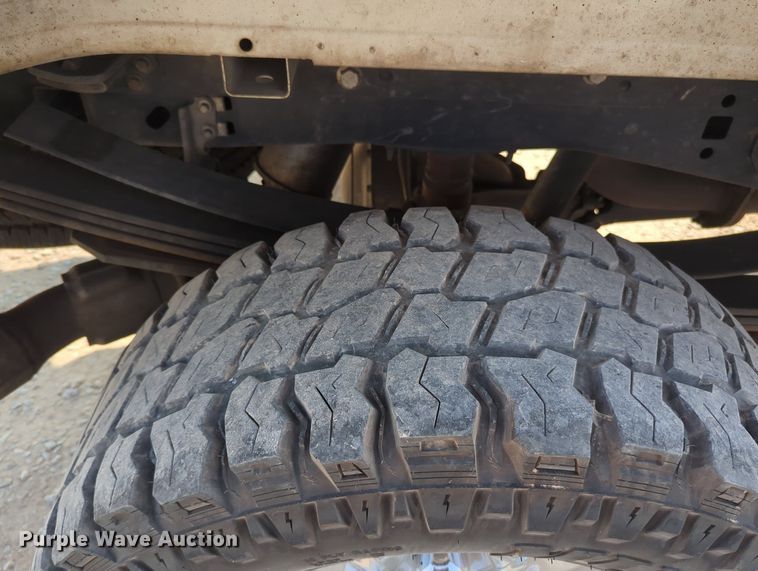 image for item MX9367 2017 Ford F350 Super Duty  Crew Cab pickup truck