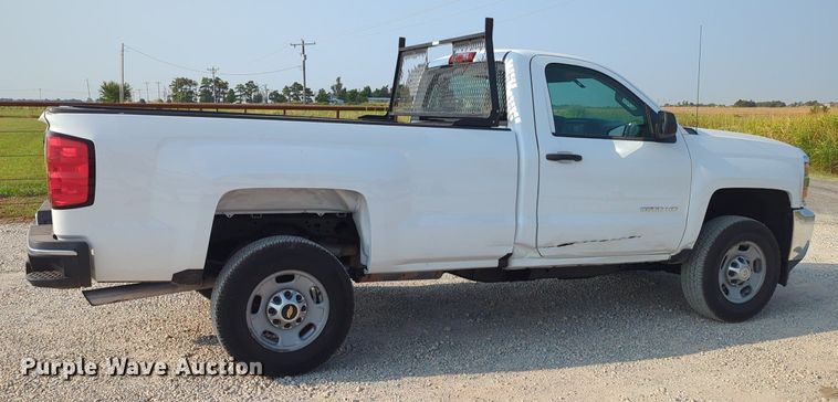 image for item MX9368 2016 Chevrolet Silverado 2500HD  pickup truck