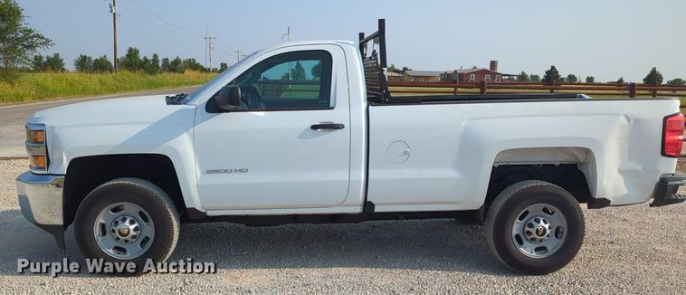 image for item MX9368 2016 Chevrolet Silverado 2500HD  pickup truck