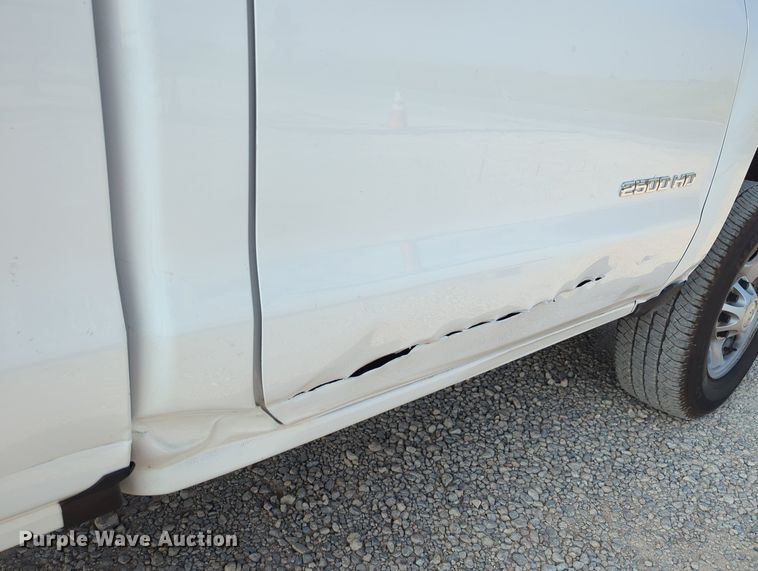 image for item MX9368 2016 Chevrolet Silverado 2500HD  pickup truck