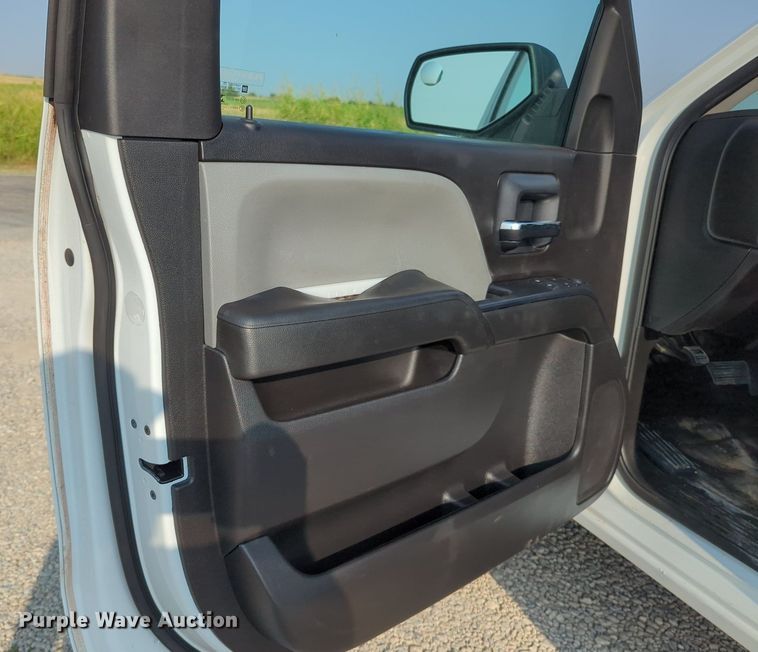 image for item MX9368 2016 Chevrolet Silverado 2500HD  pickup truck