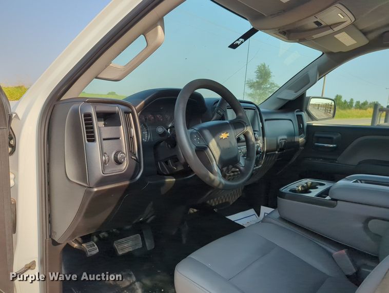 image for item MX9368 2016 Chevrolet Silverado 2500HD  pickup truck