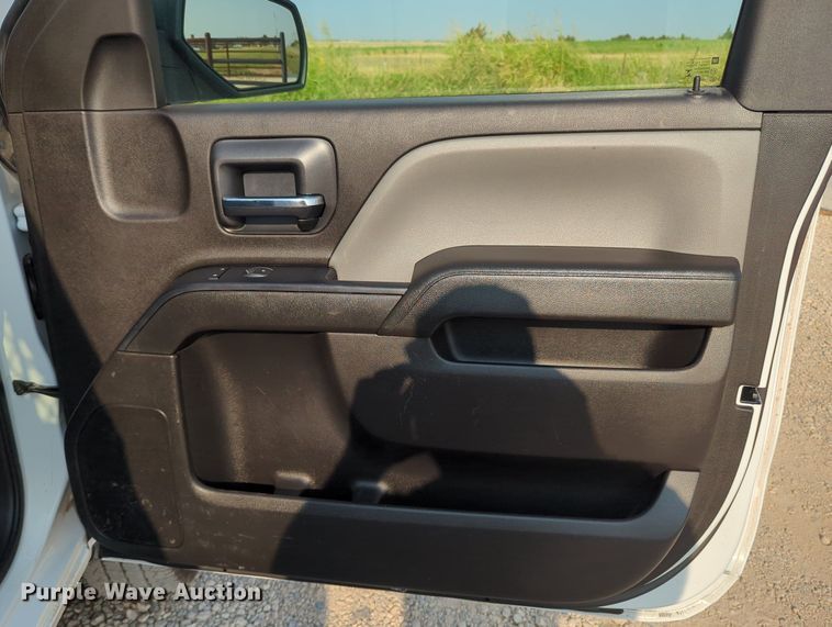 image for item MX9368 2016 Chevrolet Silverado 2500HD  pickup truck