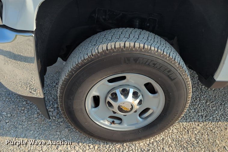 image for item MX9368 2016 Chevrolet Silverado 2500HD  pickup truck