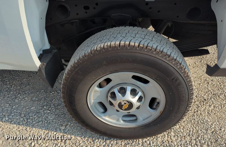 image for item MX9368 2016 Chevrolet Silverado 2500HD  pickup truck