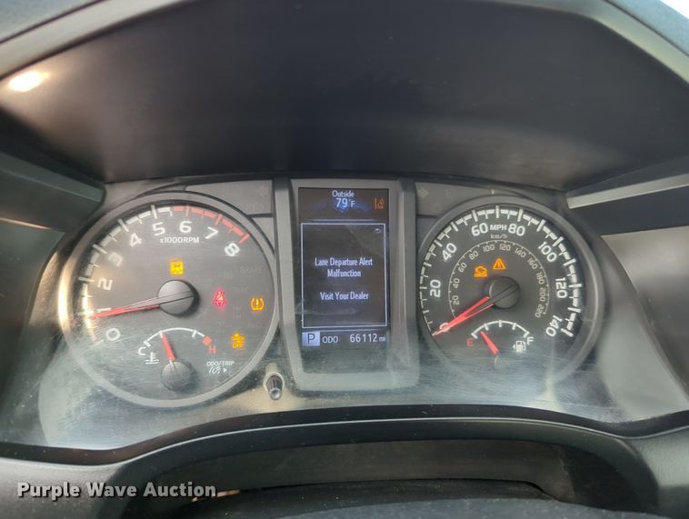 image for item MX9369 2019 Toyota Tacoma  Access Cab pickup truck