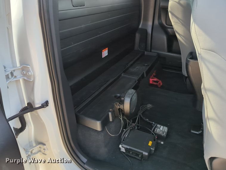 image for item MX9369 2019 Toyota Tacoma  Access Cab pickup truck