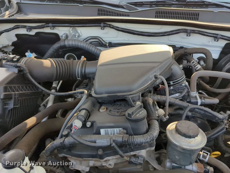 image for item MX9369 2019 Toyota Tacoma  Access Cab pickup truck