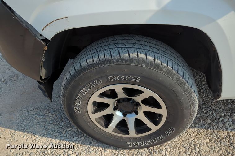 image for item MX9369 2019 Toyota Tacoma  Access Cab pickup truck