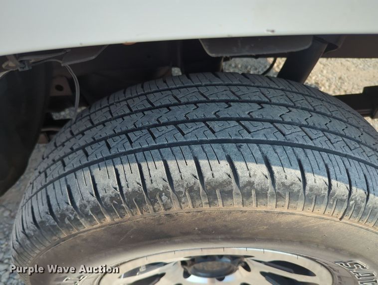 image for item MX9369 2019 Toyota Tacoma  Access Cab pickup truck