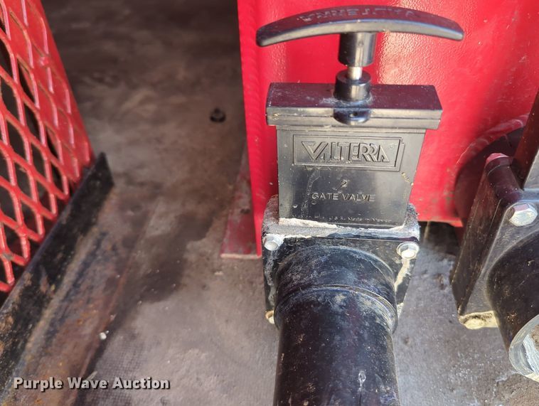 image for item MX9370 2006 Dodge Sprinter 2500  van with vacuum pump