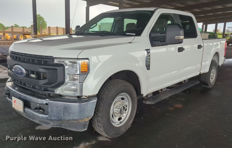 image for item MY9474 2020 Ford F250 Super Duty  Crew Cab pickup truck