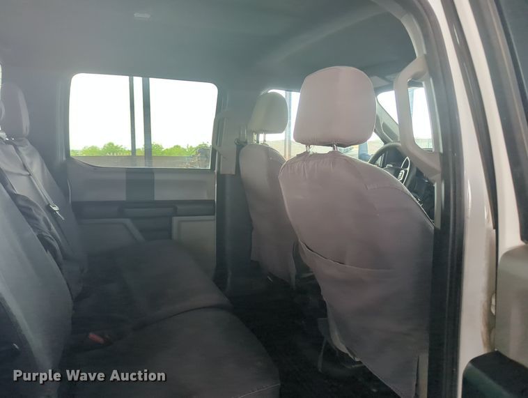 image for item MY9474 2020 Ford F250 Super Duty  Crew Cab pickup truck