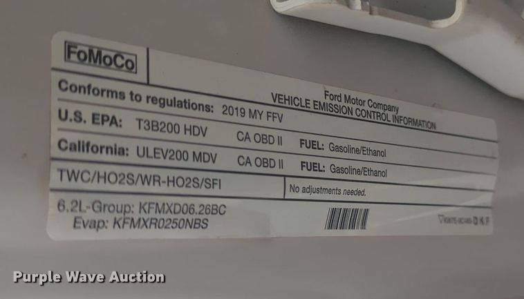 image for item MY9797 2019 Ford F250 Super Duty Crew Cab pickup truck