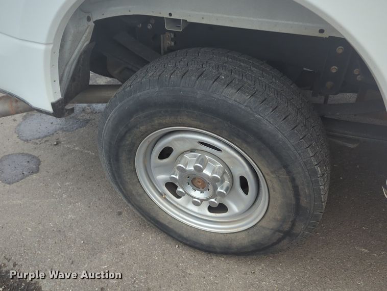 image for item MY9797 2019 Ford F250 Super Duty Crew Cab pickup truck