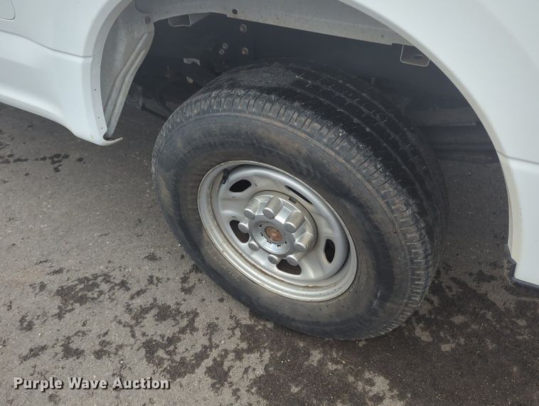 image for item MY9797 2019 Ford F250 Super Duty Crew Cab pickup truck