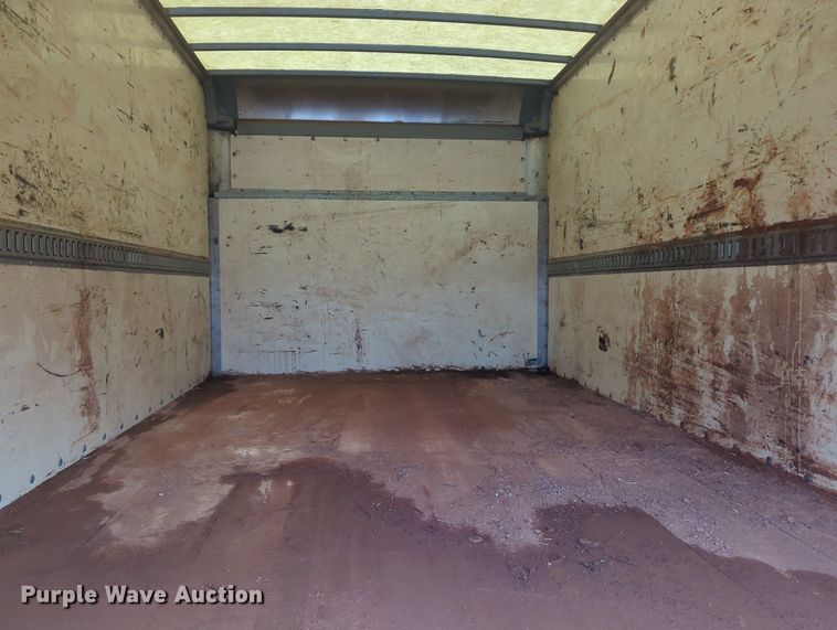 image for item MY9798 2012 Ford E450  box truck