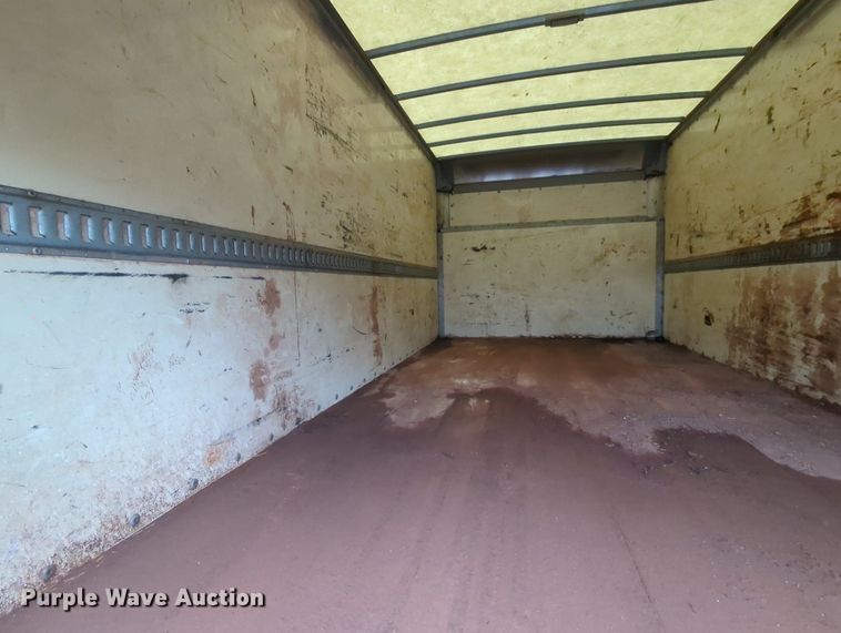 image for item MY9798 2012 Ford E450  box truck