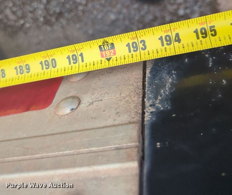 image for item MY9798 2012 Ford E450  box truck