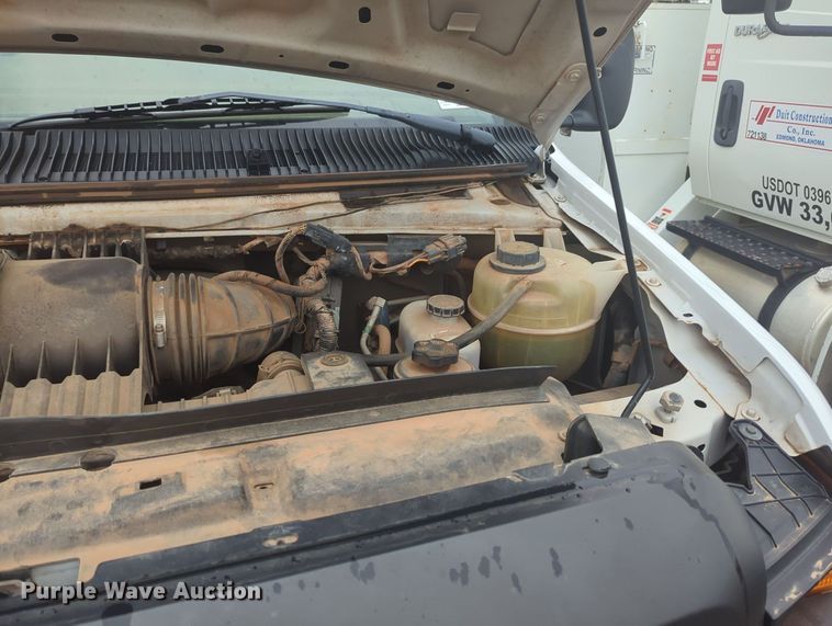 image for item MY9798 2012 Ford E450  box truck