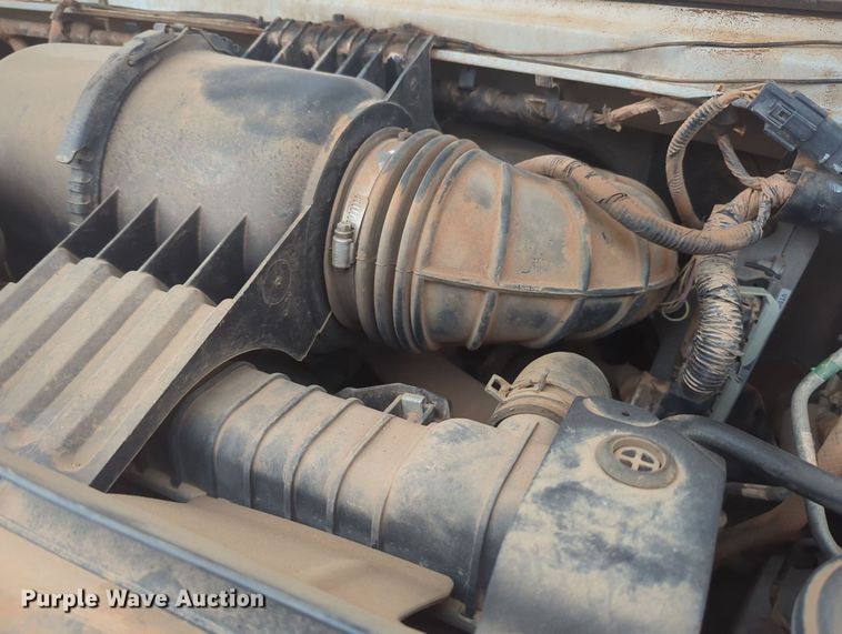 image for item MY9798 2012 Ford E450  box truck