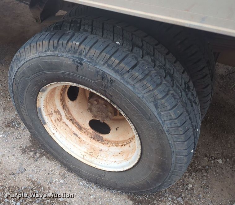 image for item MY9798 2012 Ford E450  box truck