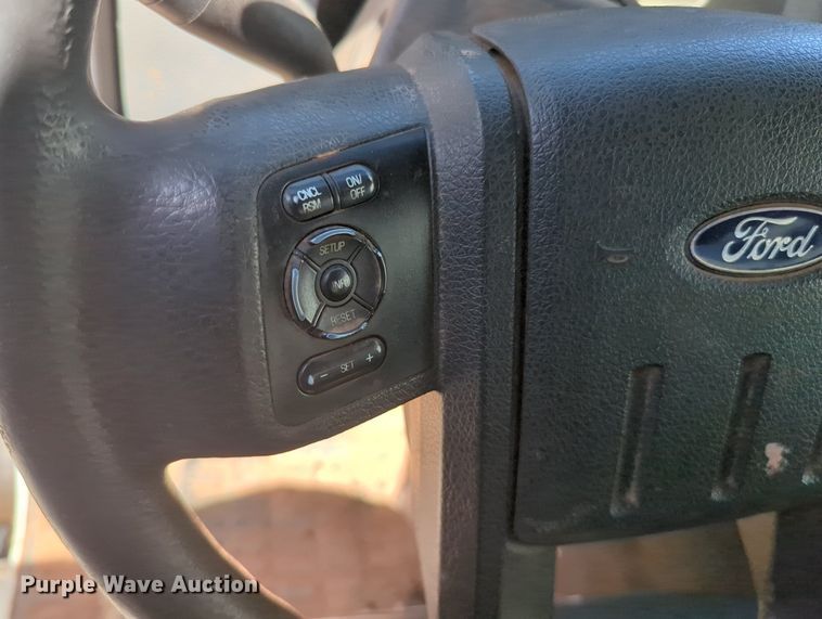 image for item MY9927 2017 Ford F650 Super Duty  roll-off container truck