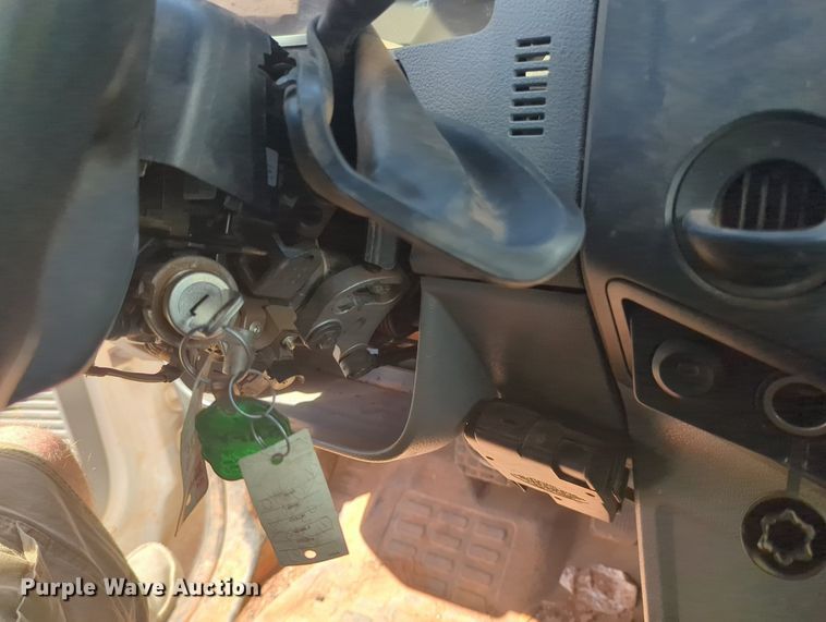 image for item MY9927 2017 Ford F650 Super Duty  roll-off container truck