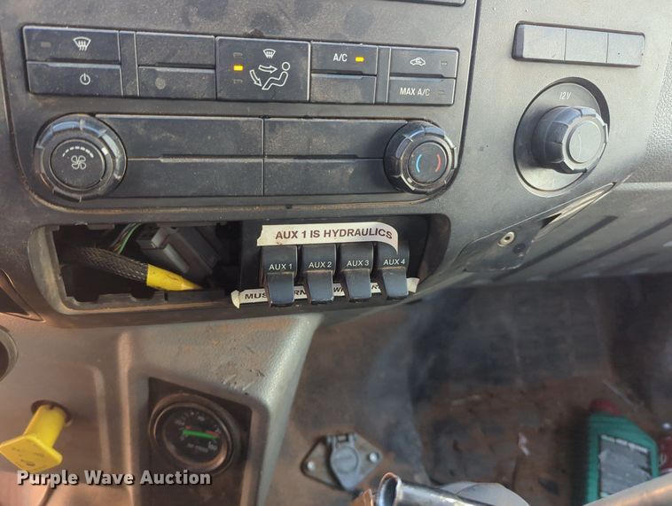 image for item MY9927 2017 Ford F650 Super Duty  roll-off container truck