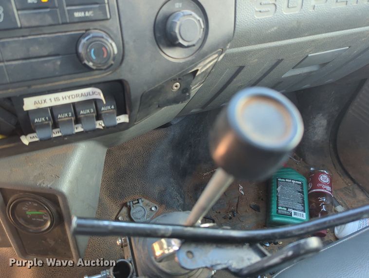 image for item MY9927 2017 Ford F650 Super Duty  roll-off container truck