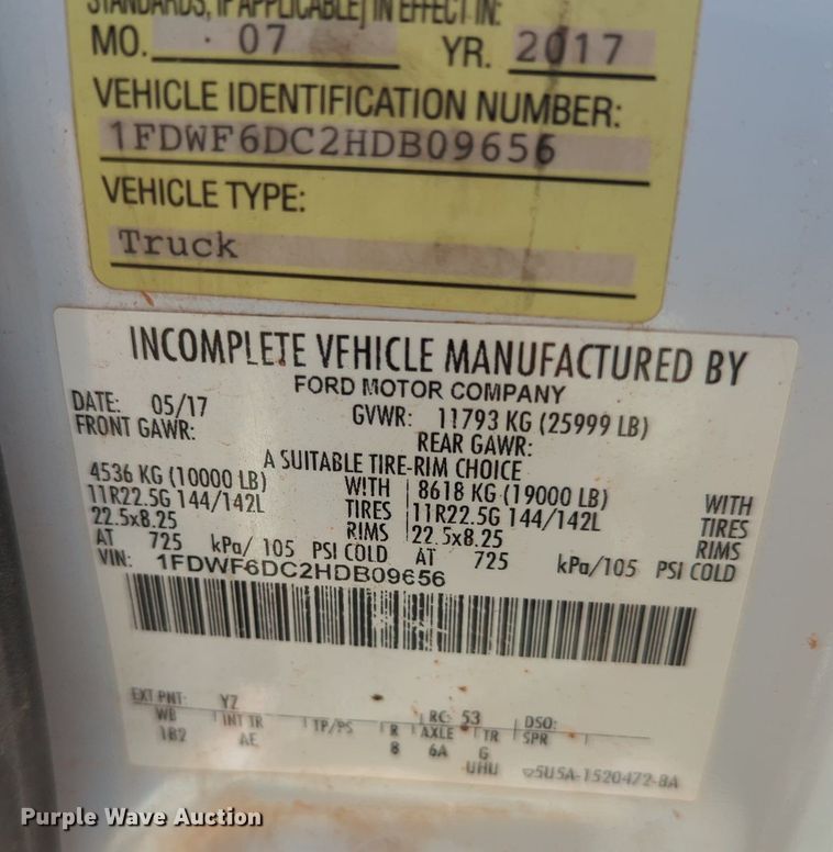 image for item MY9927 2017 Ford F650 Super Duty  roll-off container truck