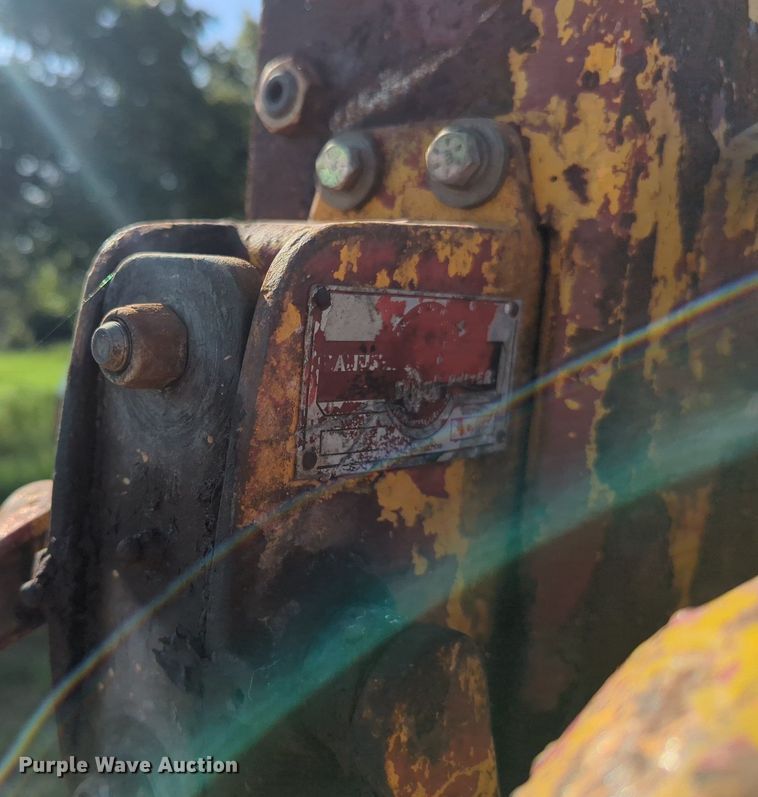 image for item MY9938 Post driver