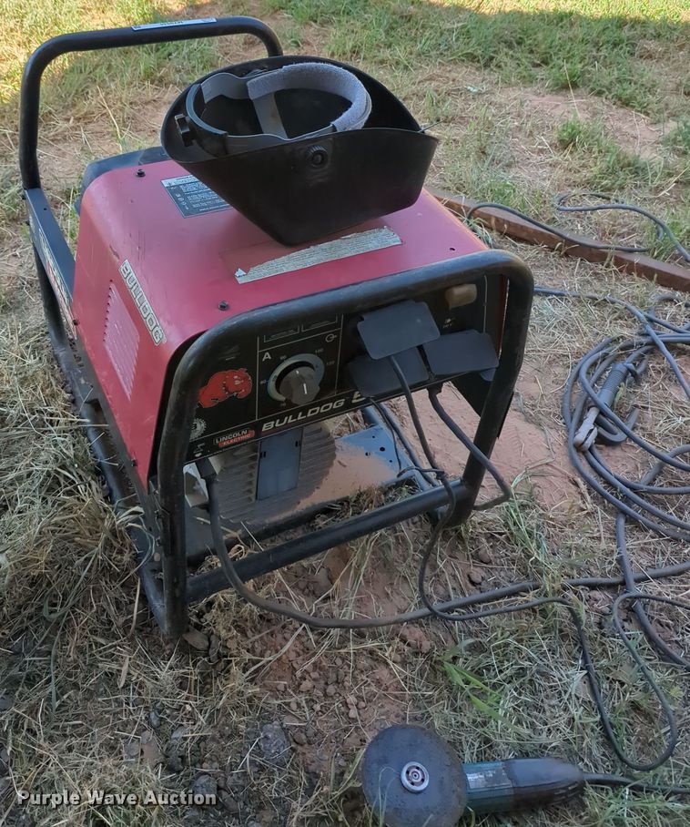 image for item MY9945 Lincoln Bulldog 5500  welder/generator