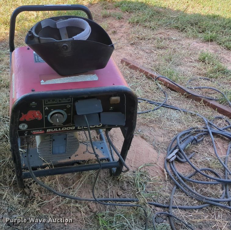 image for item MY9945 Lincoln Bulldog 5500  welder/generator